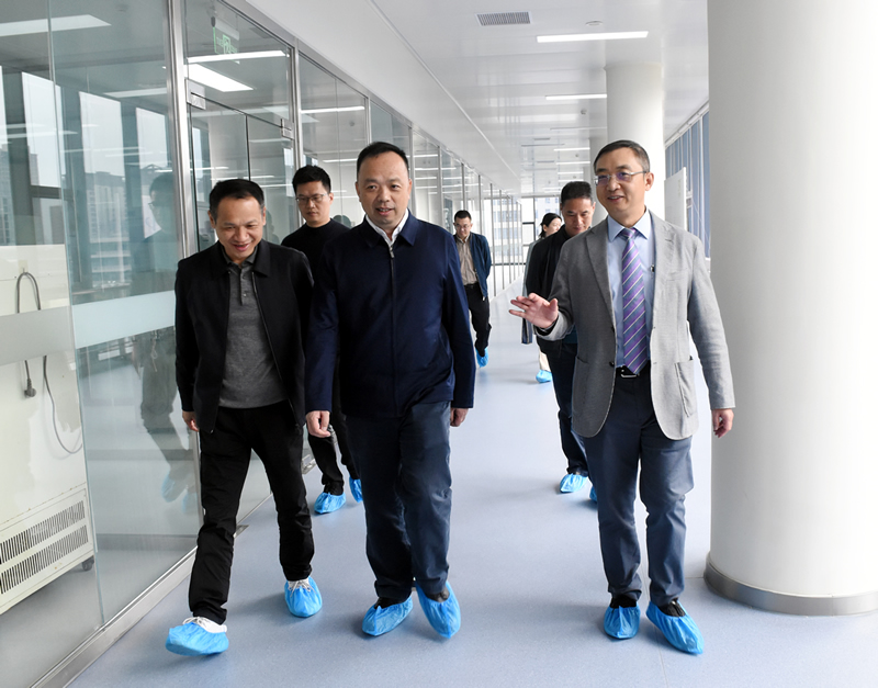 福州市副市長鄭鴻一行視察仙芝樓，督查食品安全主體責任